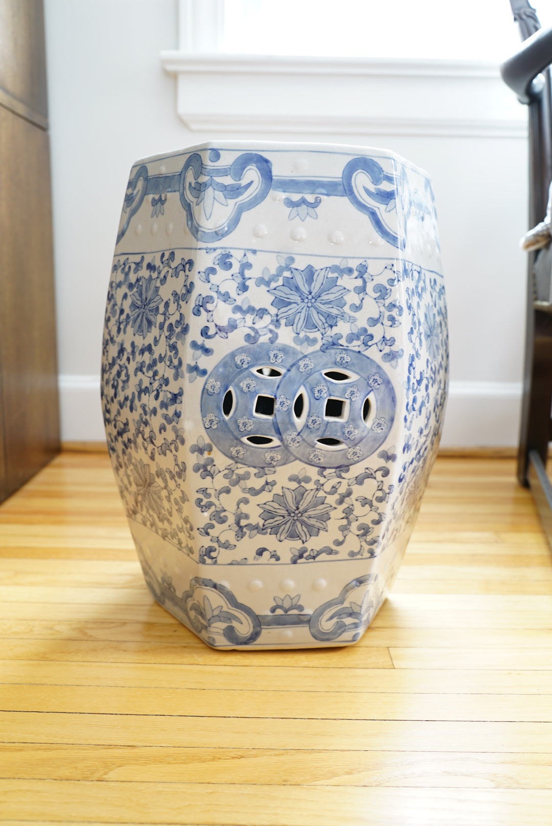 Vintage Twisted Lotus Hexagonal Garden Stool