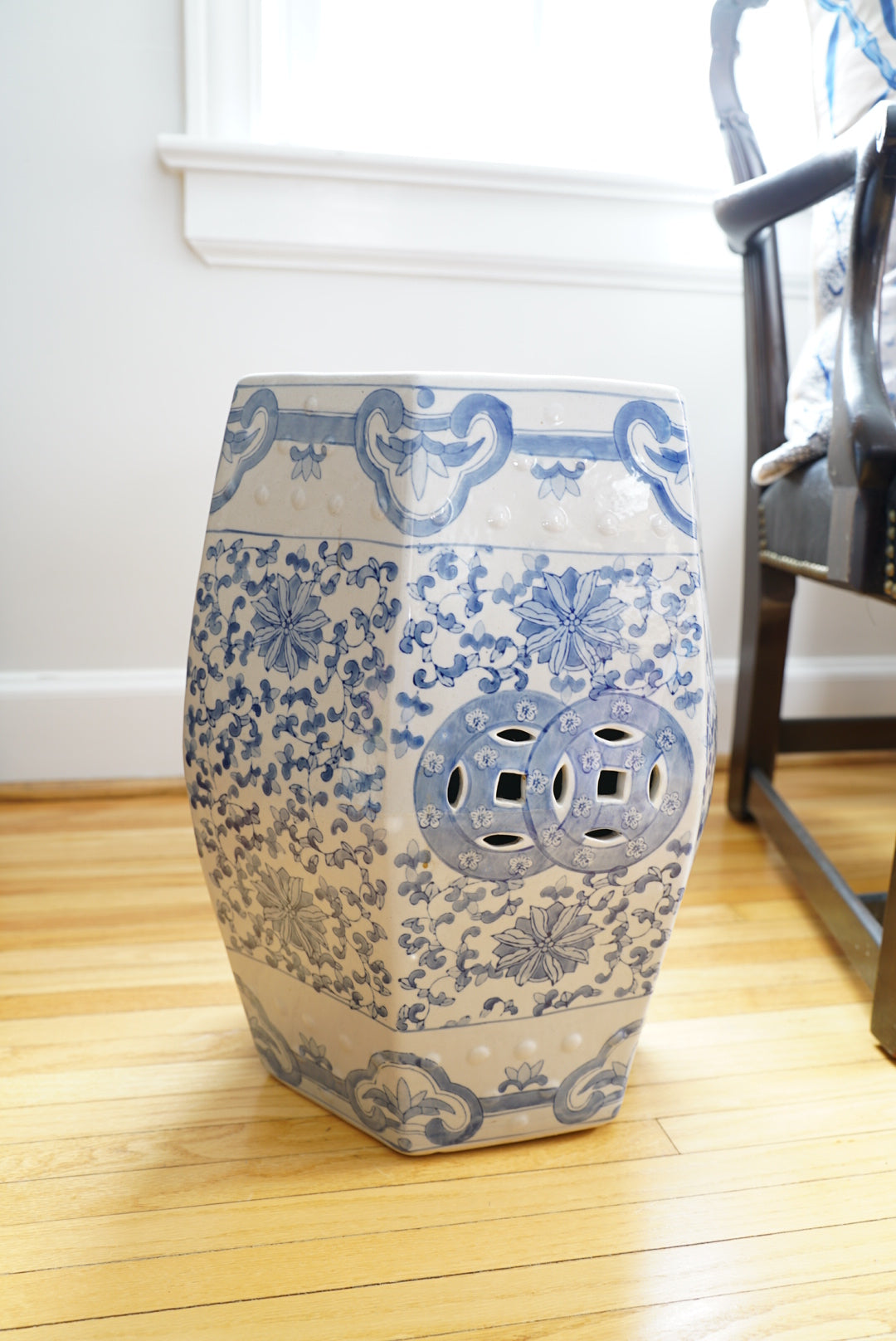 Vintage Twisted Lotus Hexagonal Garden Stool