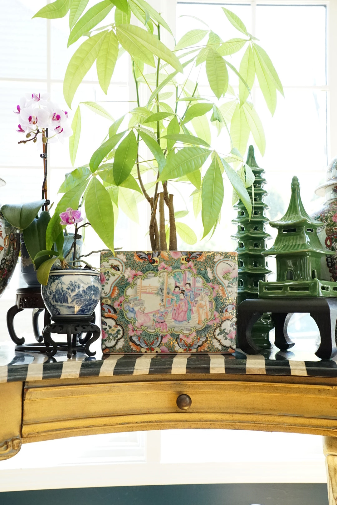 Vintage Rose Medallion Cachepot