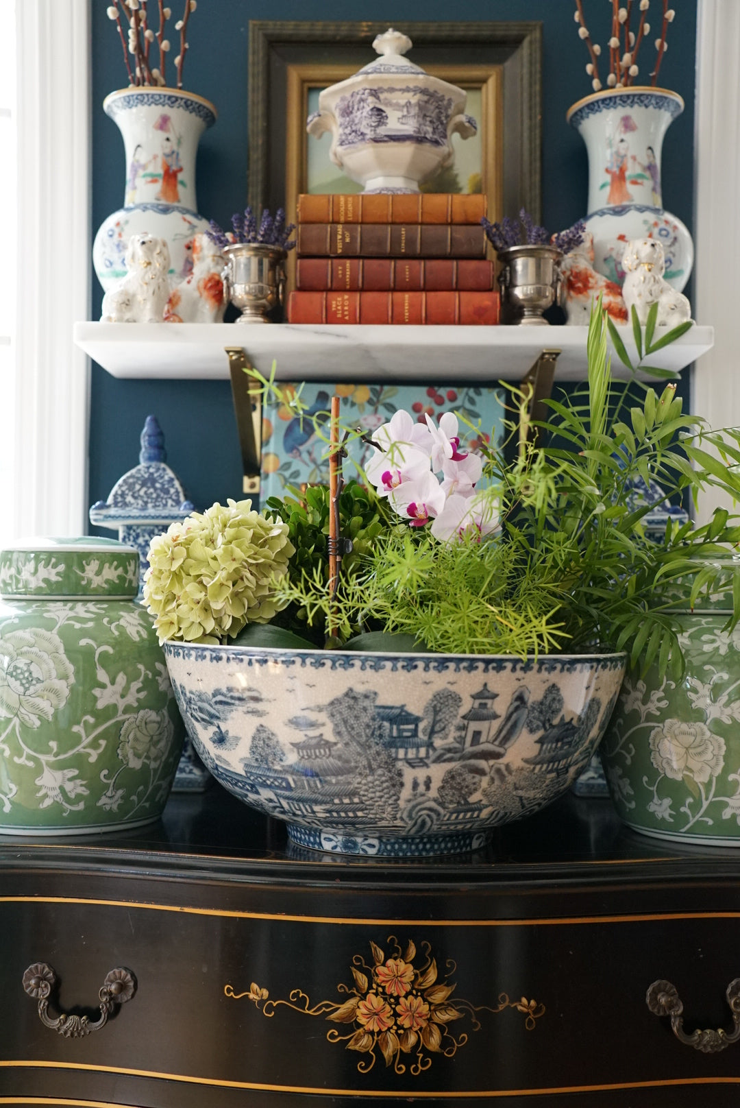 XL 14.5” Vintage United Wilson Centerpiece Bowl