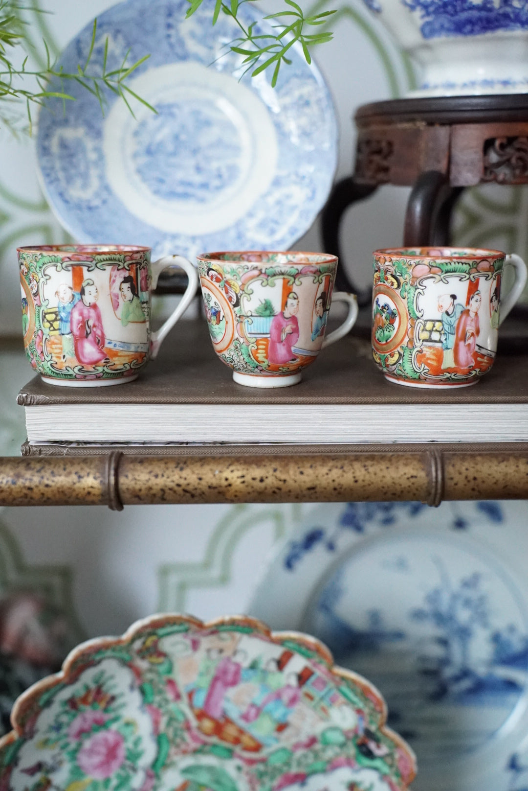 Set of 3 — Antique Chinese Export Rose Medallion Cups