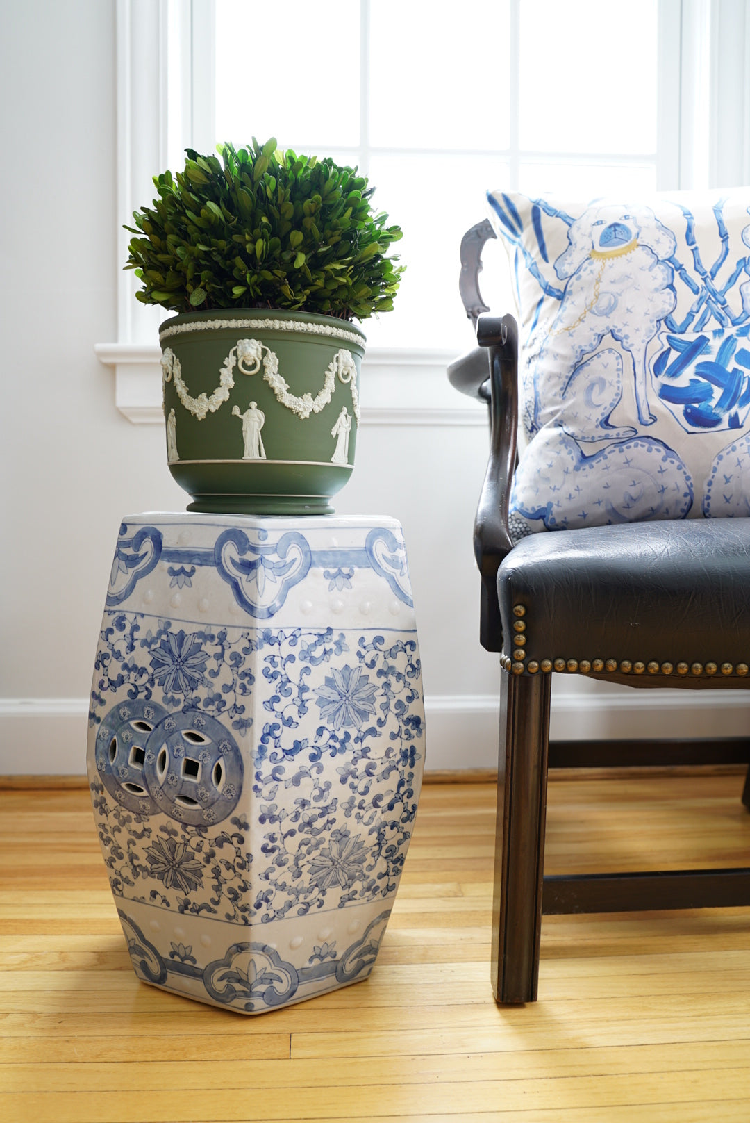 Vintage Twisted Lotus Hexagonal Garden Stool