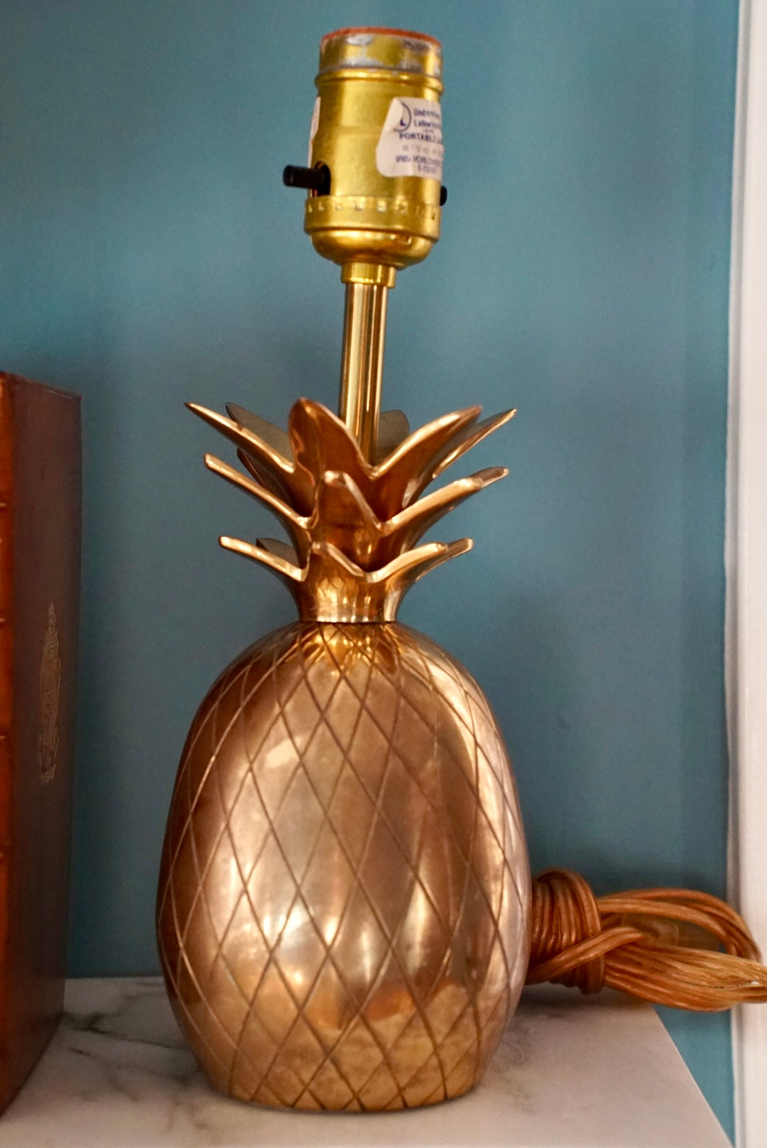 Vintage Brass Pineapple Lamp (No shade)