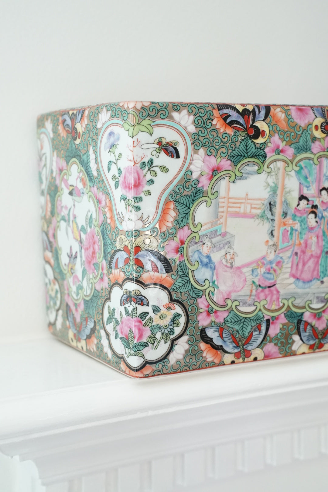 Vintage Rose Medallion Cachepot