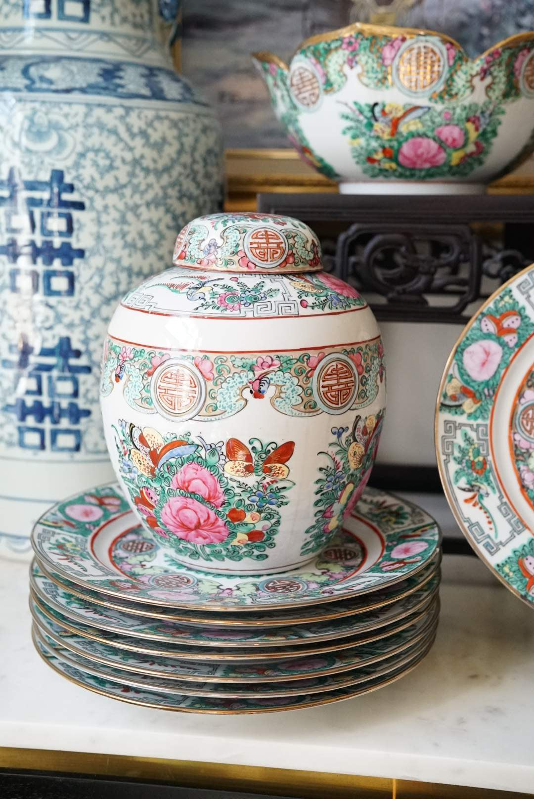 Large Rose Canton Ginger Jar