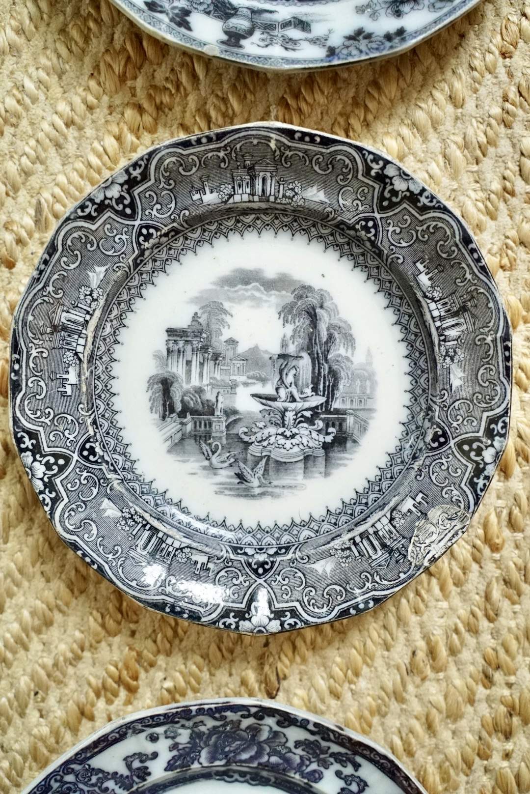 Set of 3 — Antique Mulberry/Flow Black Plates