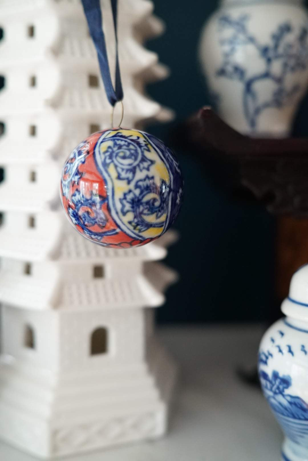 Set of 5—Chinoiserie Christmas Porcelain Ball Ornaments
