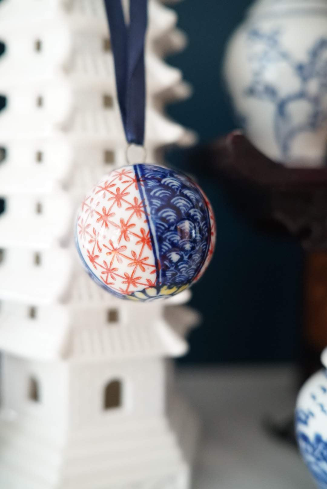 Set of 5—Chinoiserie Christmas Porcelain Ball Ornaments