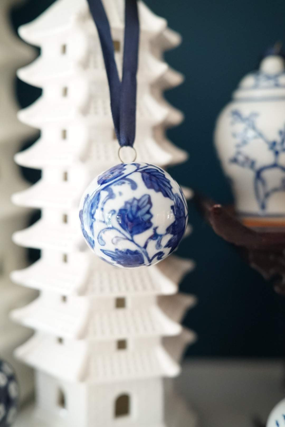 Set of 5—Chinoiserie Christmas Porcelain Ball Ornaments