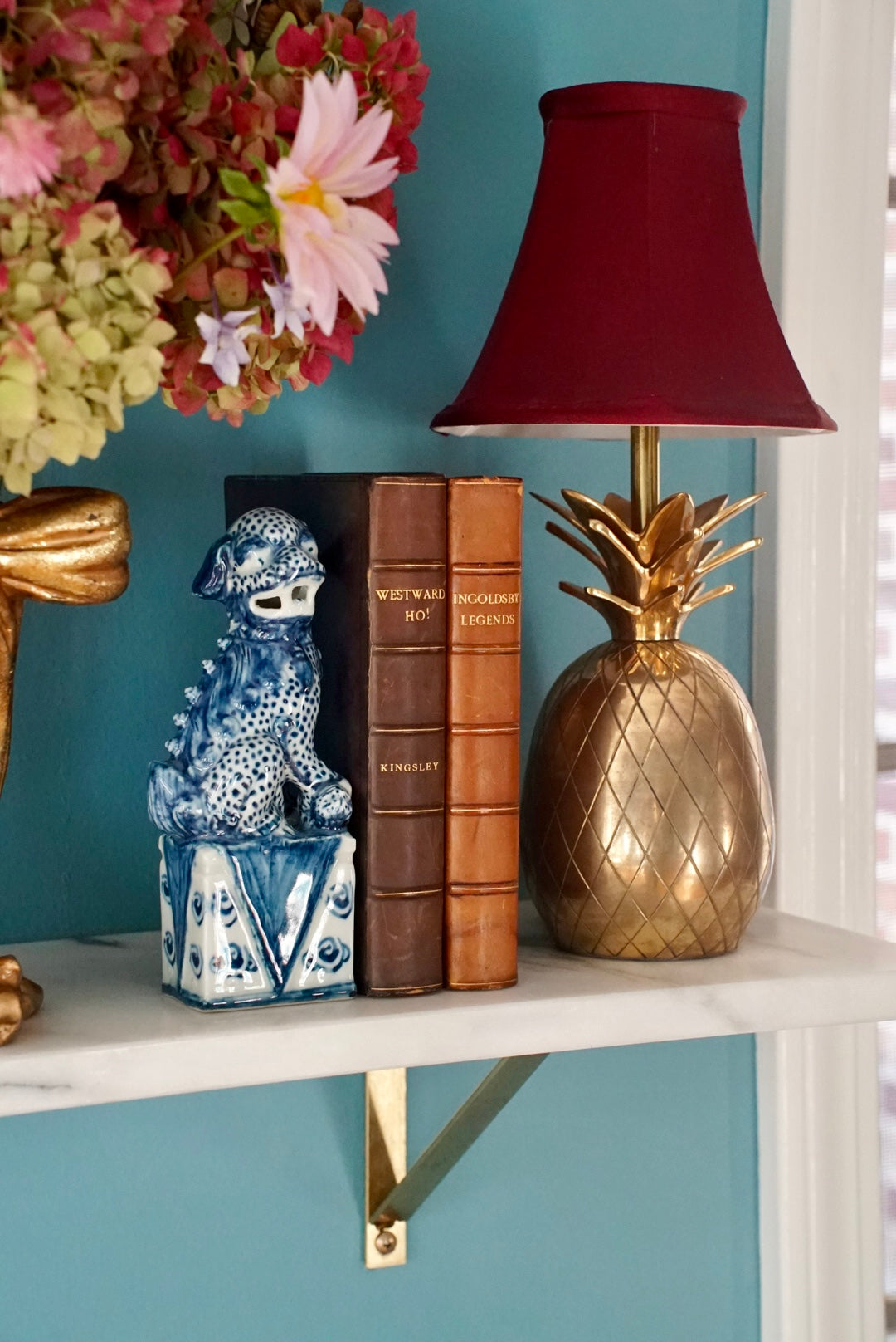 Vintage Brass Pineapple Lamp (No shade)