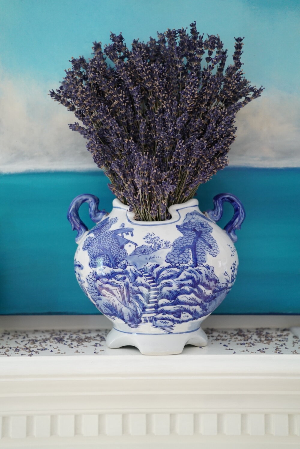 Vintage Panoramic Landscape Heart Vase