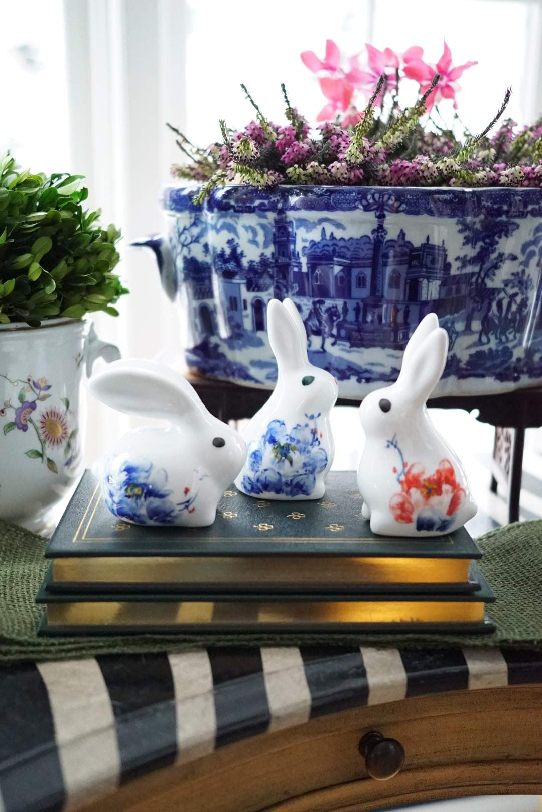 Chinoiserie Bunnies