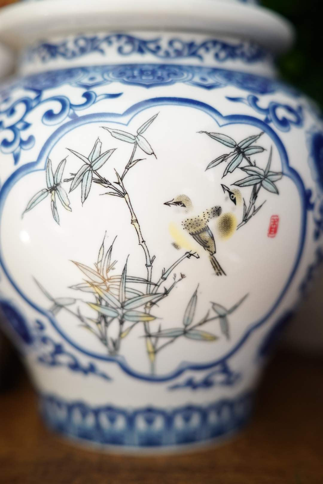 Classic Chinoiserie Temple Jar (Choose From Two Patterns)