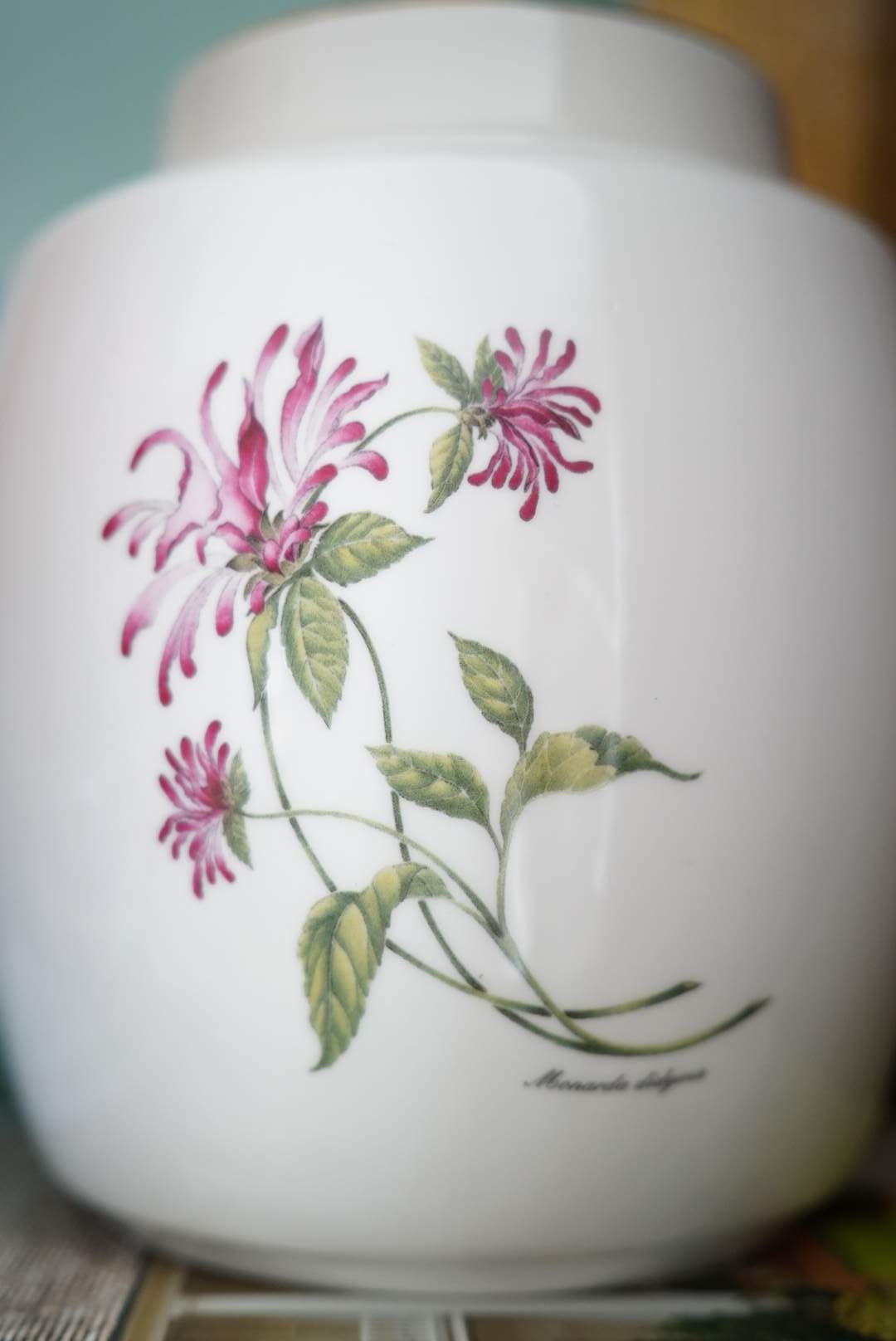 English Botanicals Ginger Jar