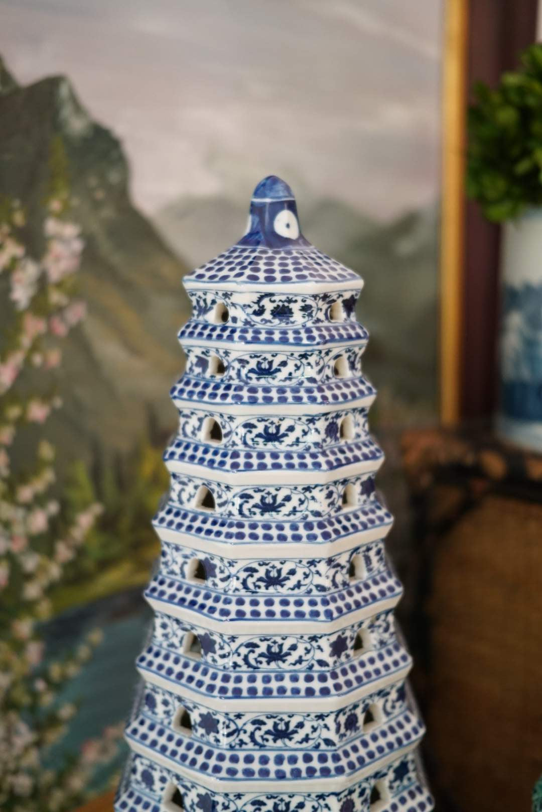 XL 17” Chinoiserie 10-Tier Pagoda