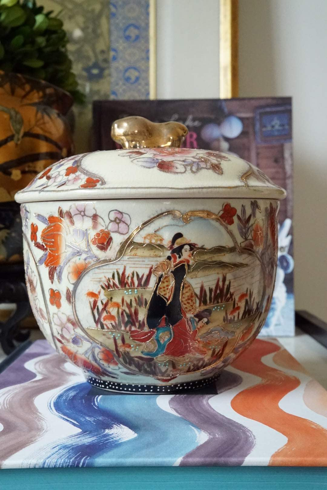 Vintage Blooming Rice Jar with Foo Dog Finial