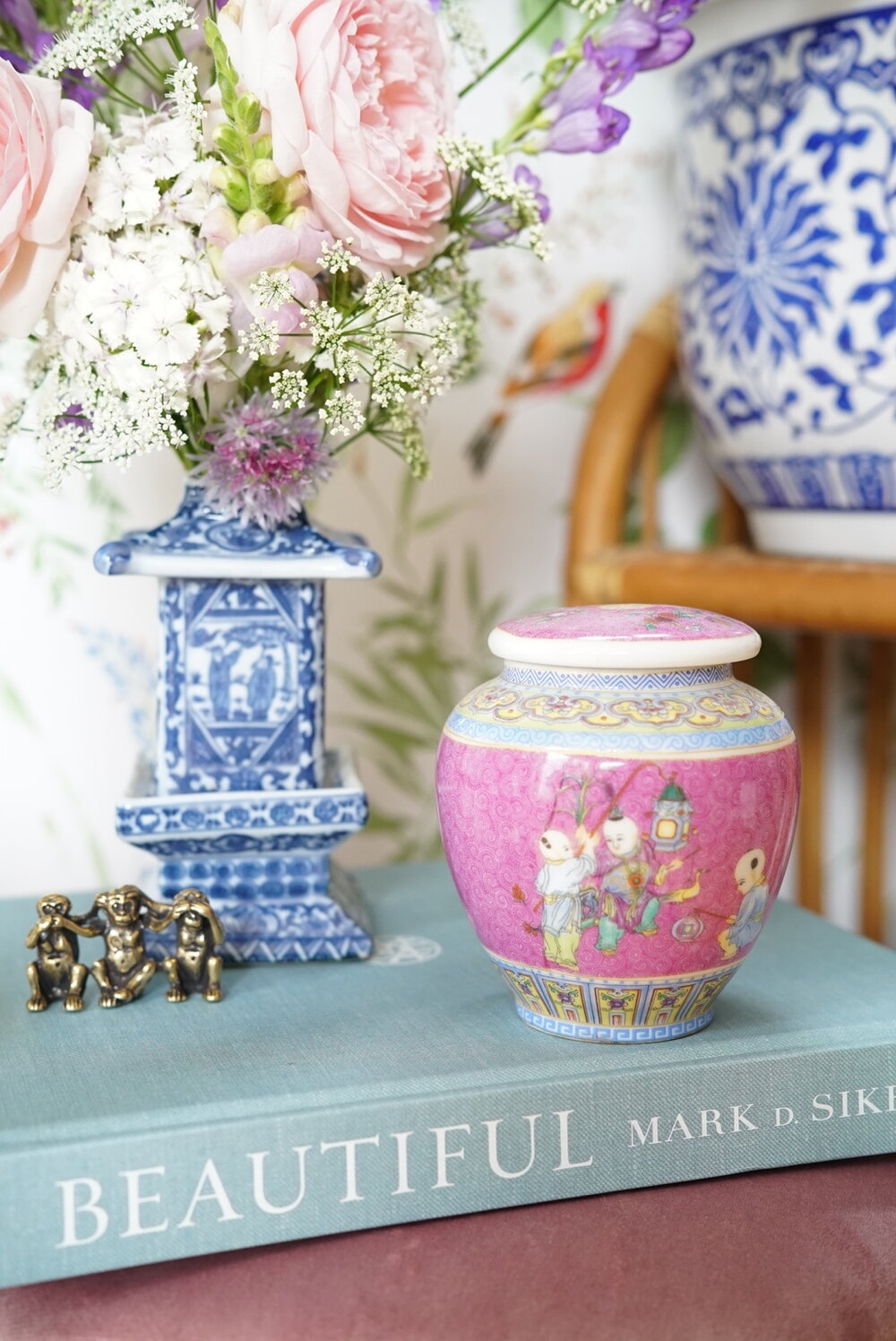 Petite Famille Rose Tea Jar
