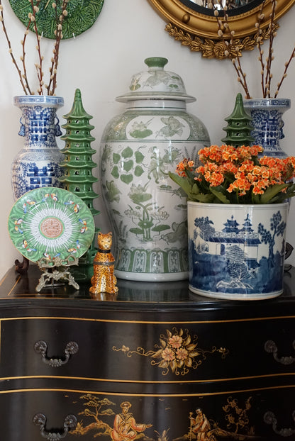 XL Green and White Lily Pond Temple Jar