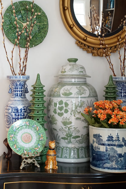 XL Green and White Lily Pond Temple Jar