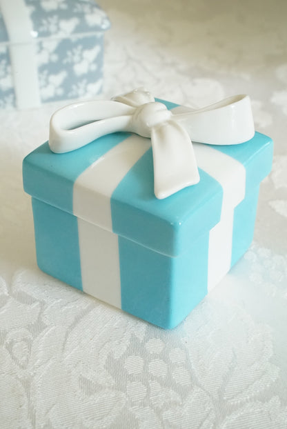 Vintage Tiffany Porcelain Box with Bow