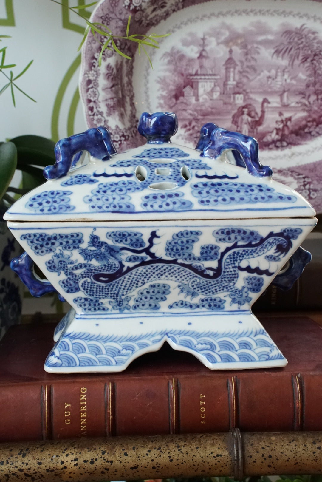 Blue and White Small Tureen in Dragon Motif
