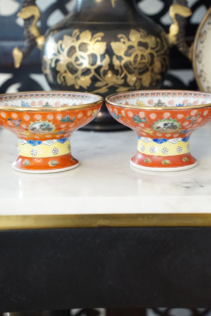 A Pair of — Vintage Ancestor Dowager Empress High Footed Offering Bowls
