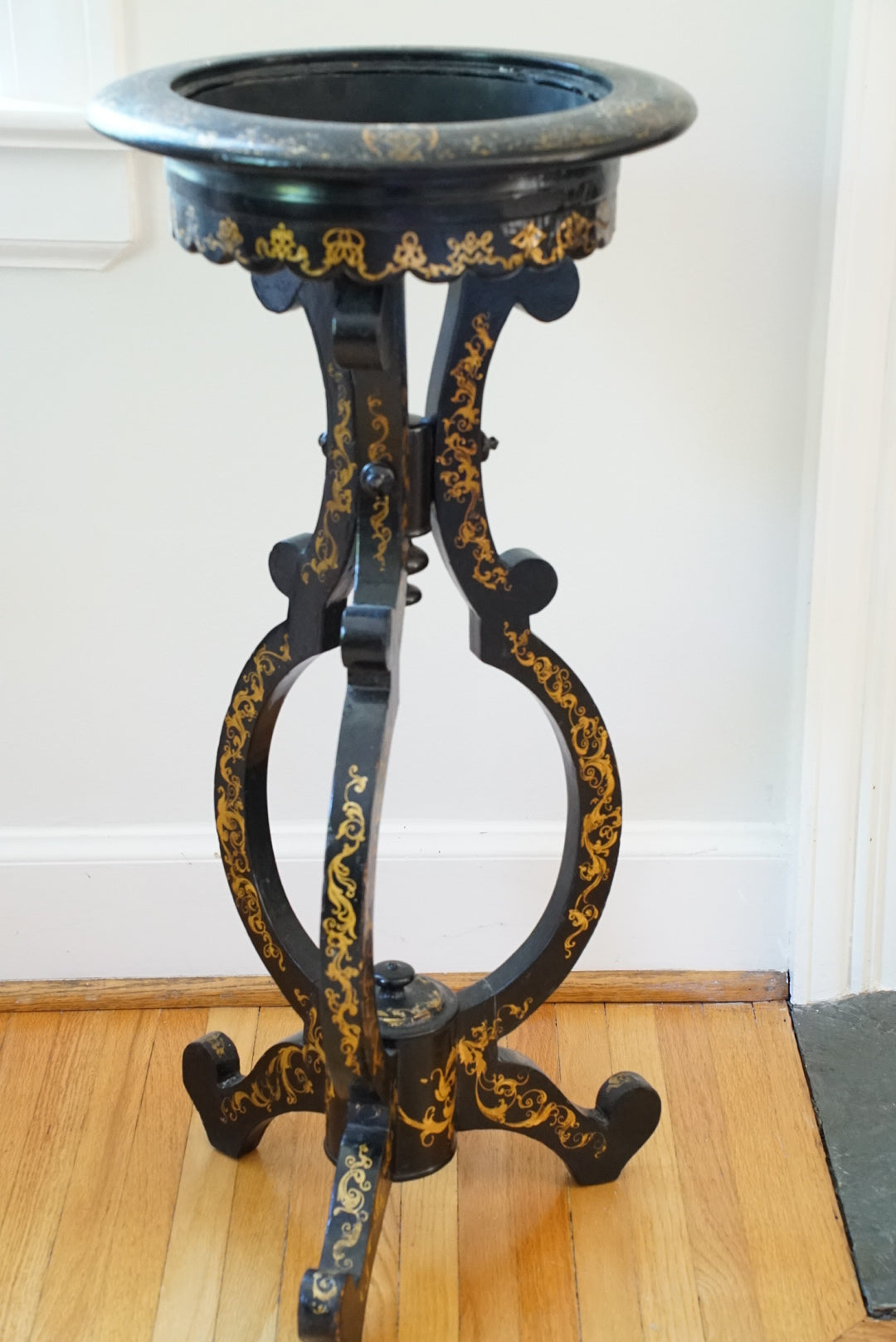Antique Gilt Wood Jardiniere Stand with Insert