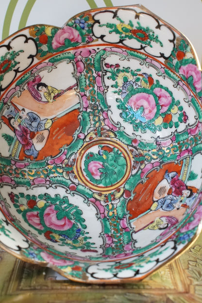 Vintage Rose Medallion Lotus Bowl