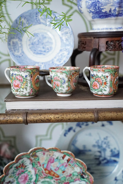 Set of 3 — Antique Chinese Export Rose Medallion Cups