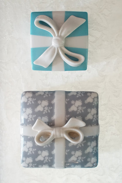 Vintage Tiffany Porcelain Box with Bow