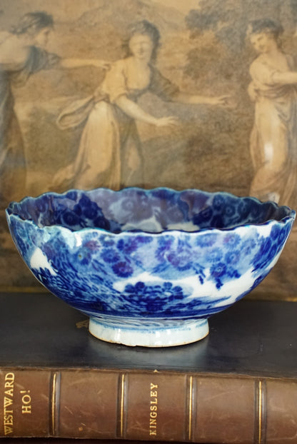 Antique Small Flow Blue Scalloped Bowl