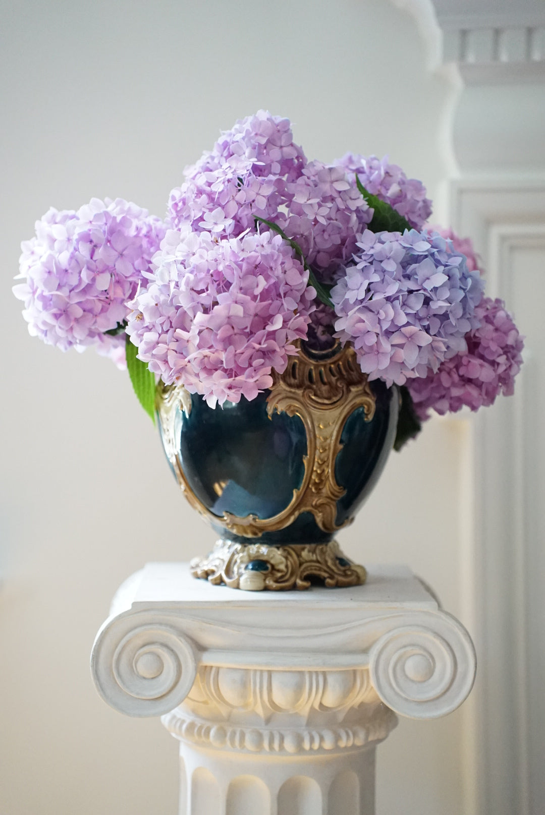 Antique Majolica Jardiniere