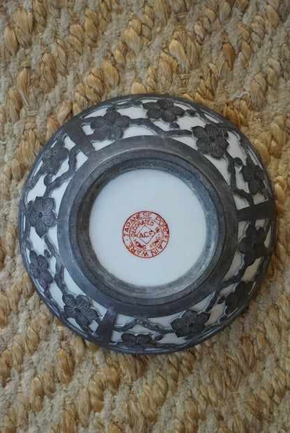 Vintage Famille Verte Bok Choy Plate with Cherry Blossom Encasing