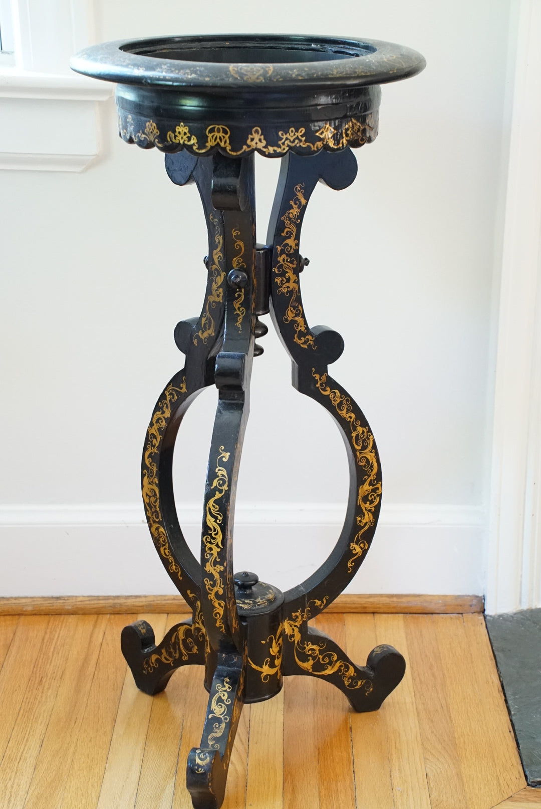 Antique Gilt Wood Jardiniere Stand with Insert