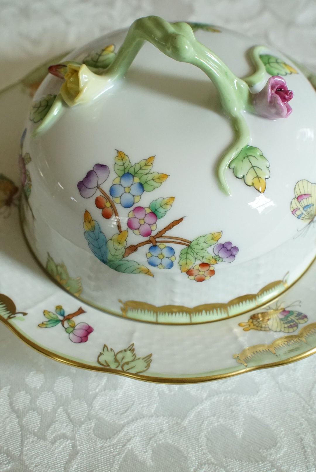 Herend Queen Victoria Covered Butter Dish