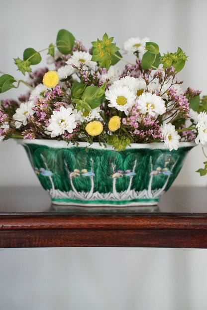 Antique Famille Verte Bok Choy Scalloped Leaf Bowl