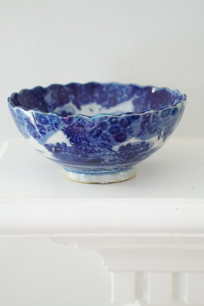 Antique Small Flow Blue Scalloped Bowl