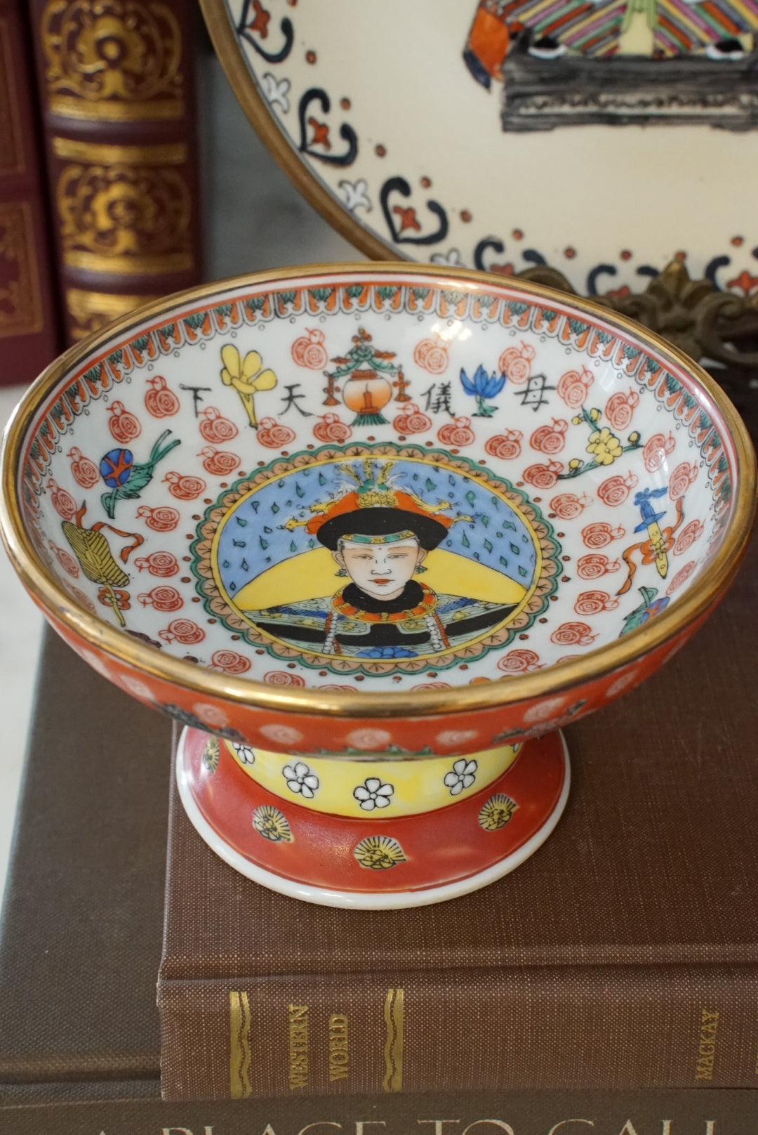 A Pair of — Vintage Ancestor Dowager Empress High Footed Offering Bowls