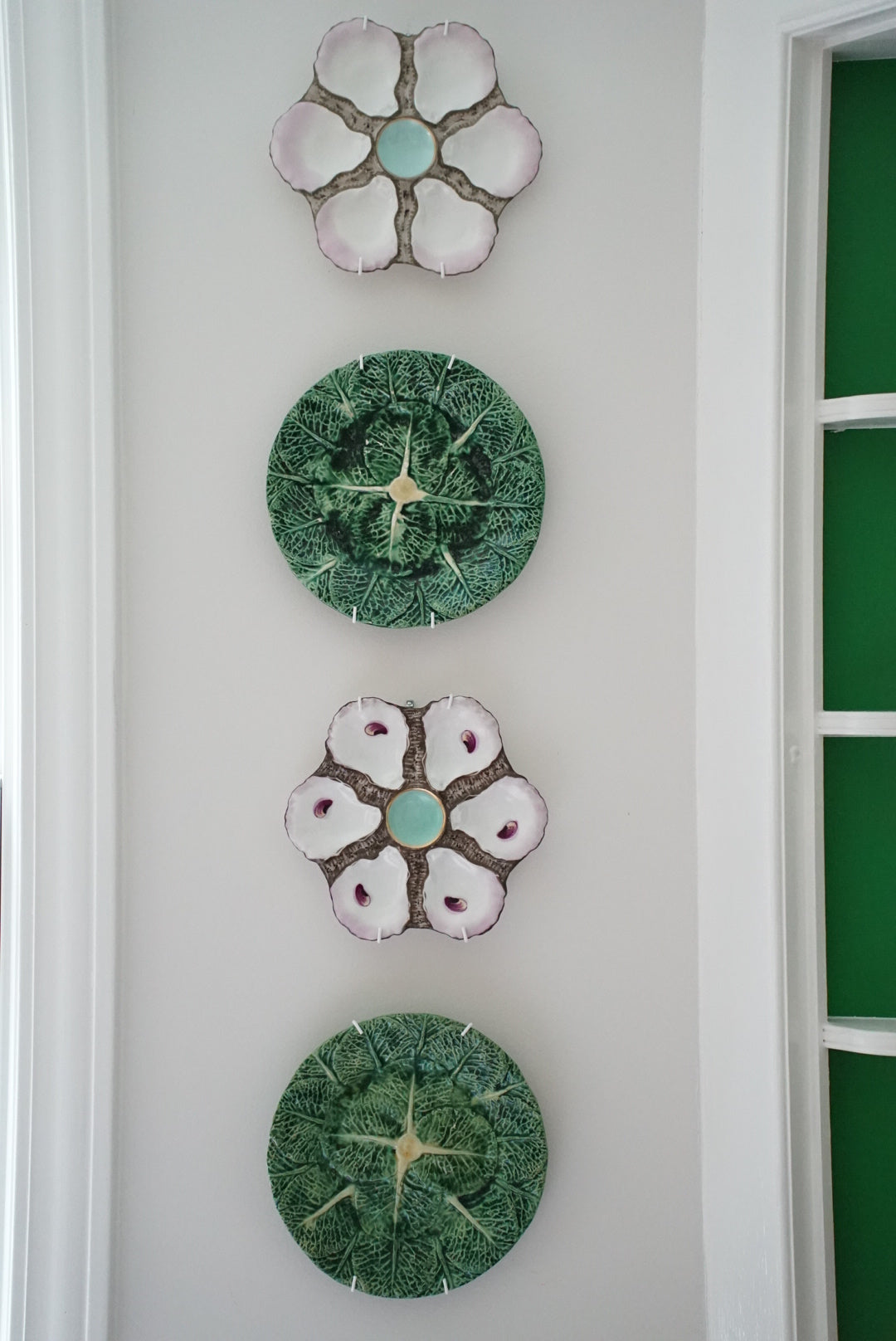 Set of 6 — Old Majolica Cabbage Plate