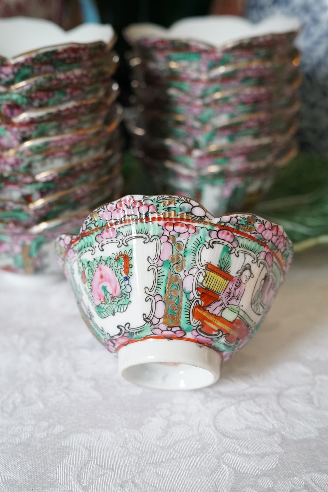 Vintage Petite Rose Medallion Lotus Bowl